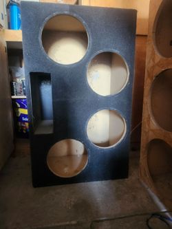 Speaker box