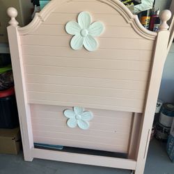 Twin Pink Flower Bed 