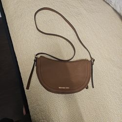 Michael Kors Half Moon Crossbody HANDBAG