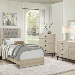 Wharton Bedroom Set

💯👍👈Financing Available Only $10 Down Payment🥳