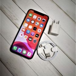 Unlocked iPhone X 64Gb warranty/charger