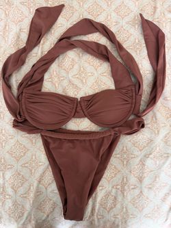2 Womens bikinis