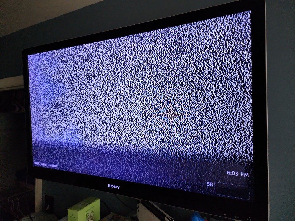 Sony Bravia Google TV With Remote Works Pickup Only.