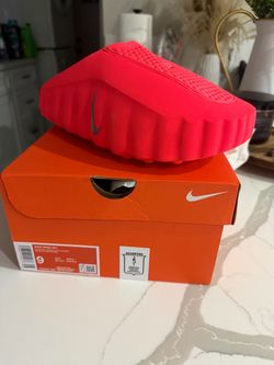 Mind001 Nike sandals