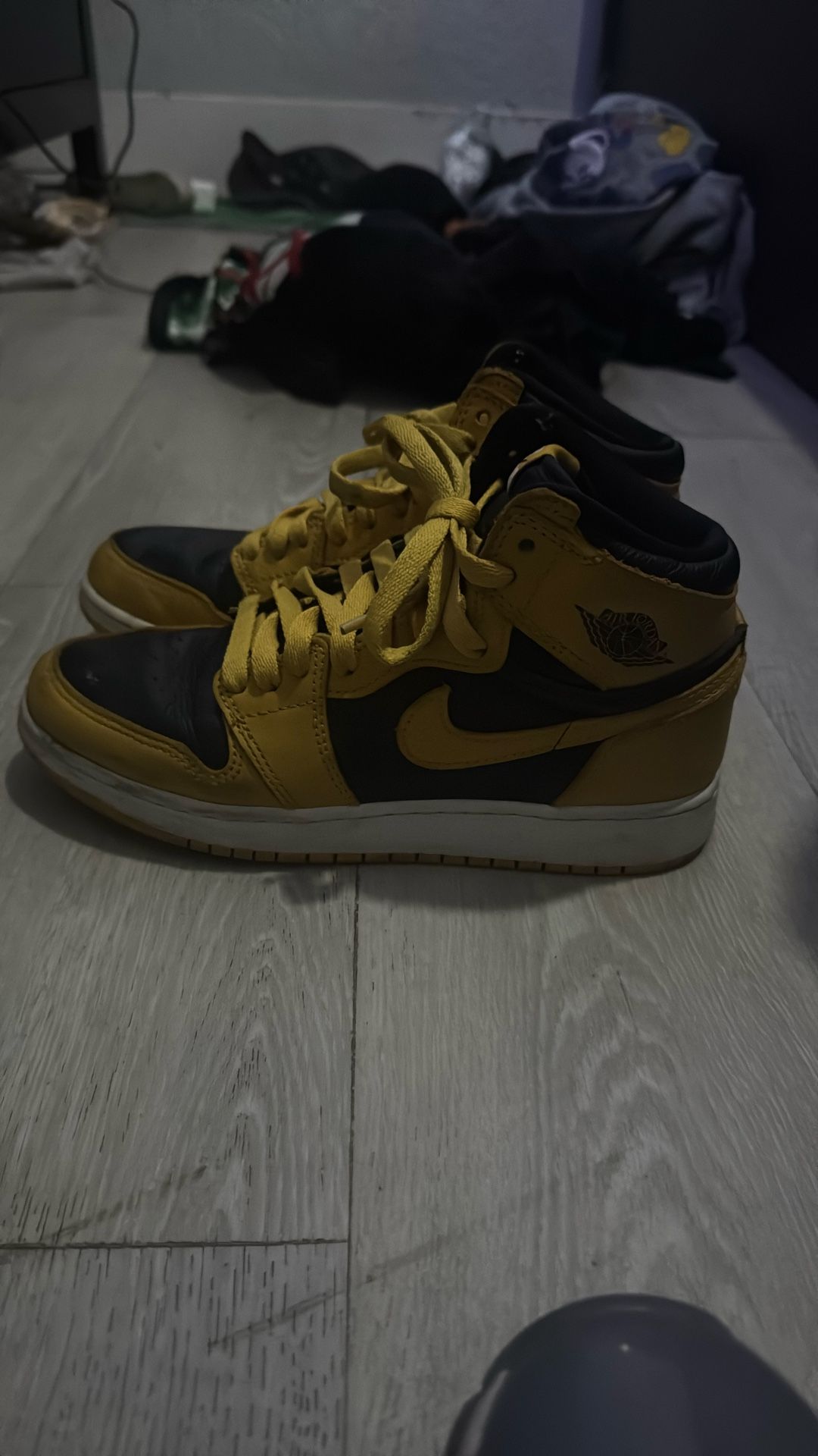 Air Jordan 1 High Retro OG ‘Pollen’