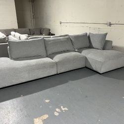 Macon 3 pieces fabric modular sectional  