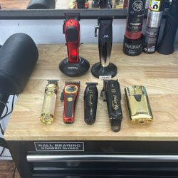 Barber clippers and trimmers