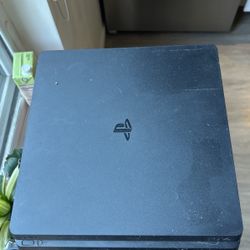 PS4 Slim