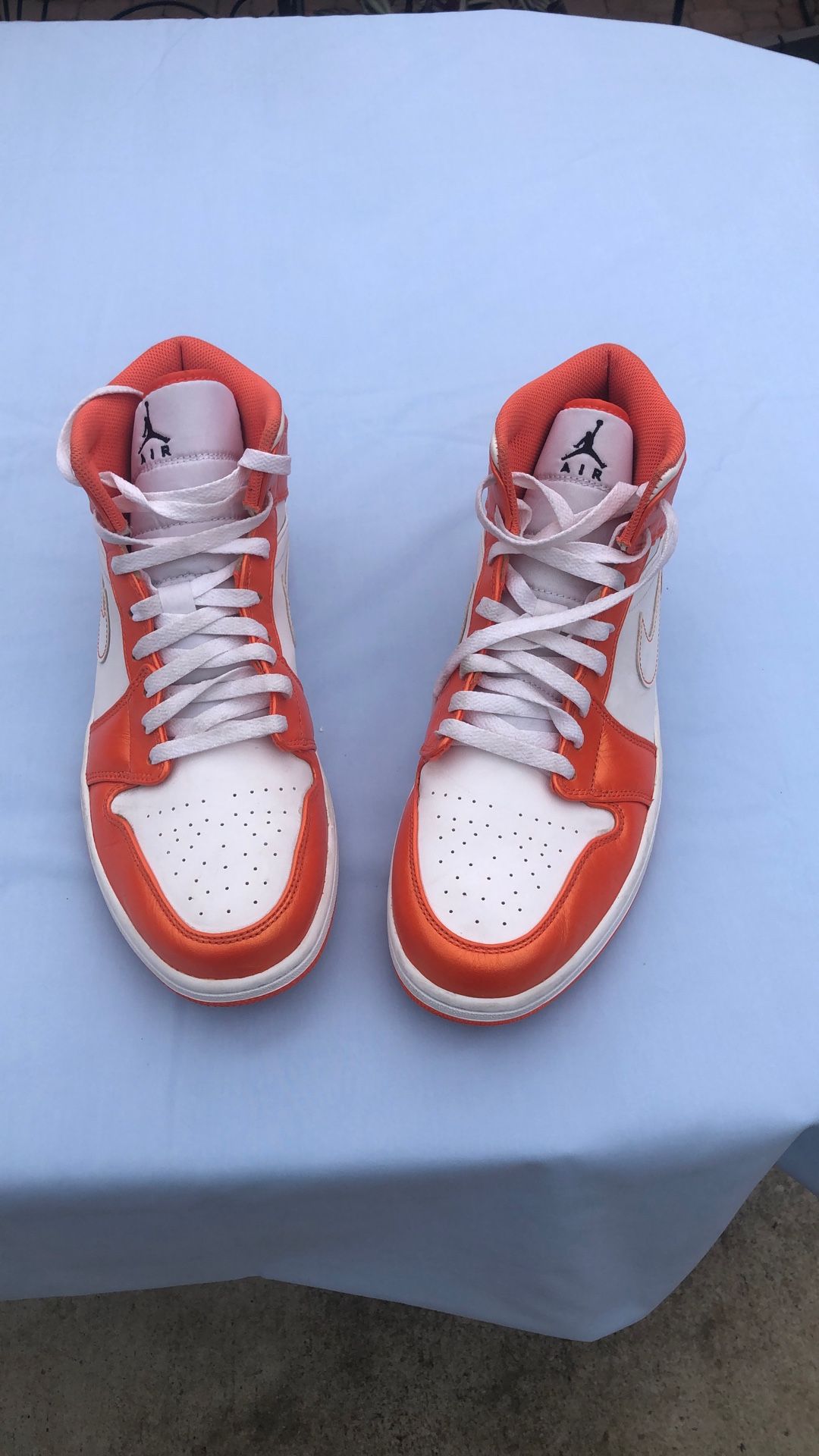 Air Jordan 1 Mid SE Electro