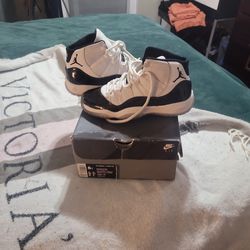 Air Jordan 11 Retro