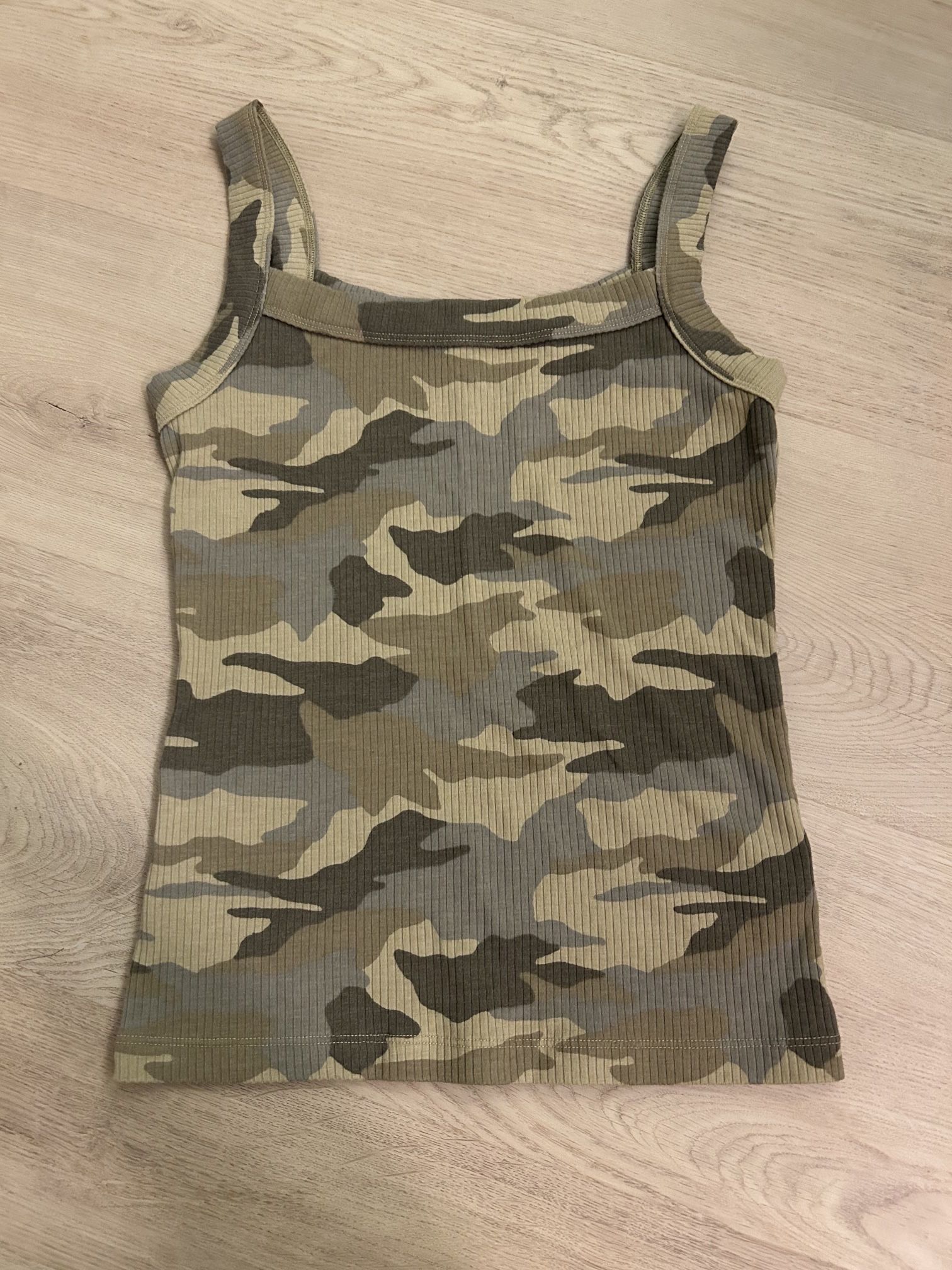 American Eagle Outfitters Everyday Camo Tank