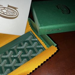 NEW Designer Wallet Card Holder 