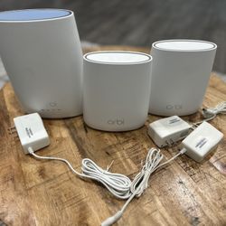 NETGEAR Orbi All-in-One Cable Modem and Satellite Modem+ Whole Home Mesh-Ready WiFi Router - Upto 2.2 Gbps Over 2,000 sq. feet, AC2200 (CBR40 & RBS20)