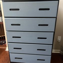 5 Drawer Tall Dresser