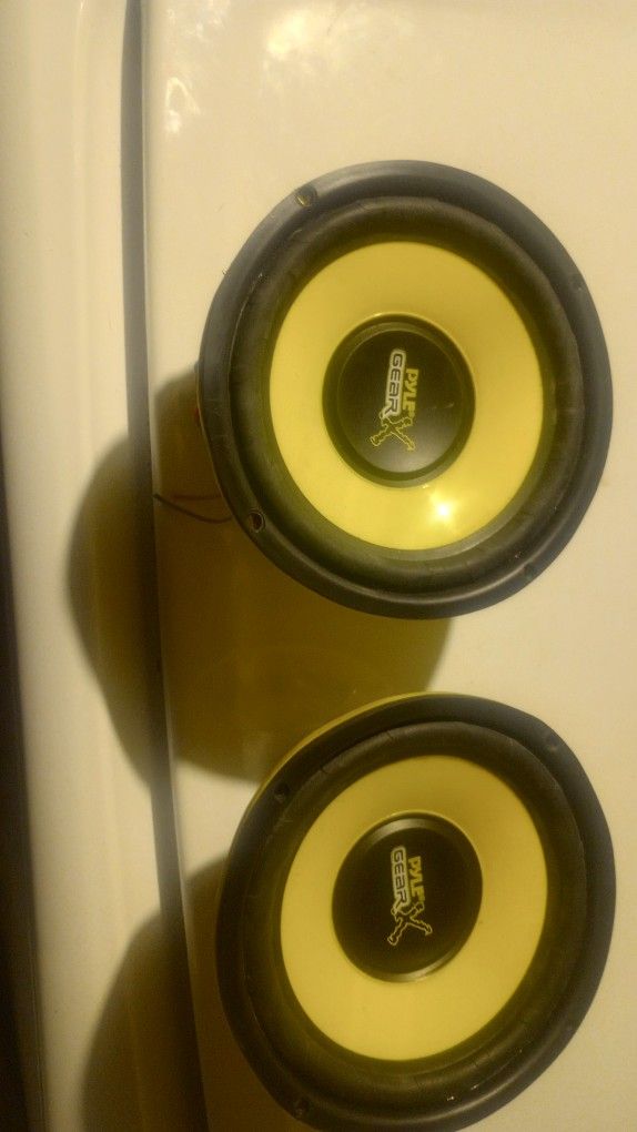 Plye Gear Door Speakers