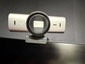 Logitech MX Brio Ultra HD 4K Webcam – Pale Gray