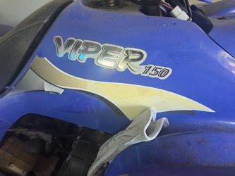 A set of viper quads 150cc 70cc
