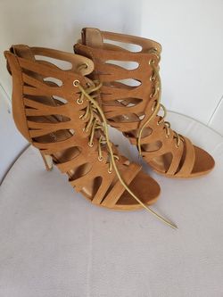 Brand New Beautiful Brown Shoes Size 8.5