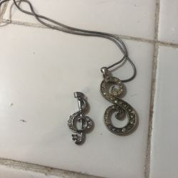 Music Necklace
