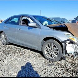 2017 Toyota Camry 2.5l For Parts