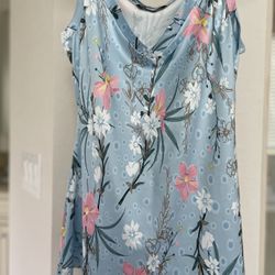 Woman’s Tank Top Small