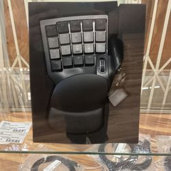 Razer Tartarus V2 Mecha-Membrane Gaming Keypad 