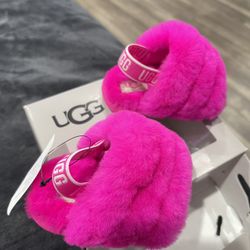 UGG 
