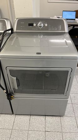 Maytag Bravos Set – Top Load Washer + Electric Dryer, Gray
