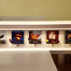 Awesome DC Comics Justice League Custom Wall Shelf / Display 

