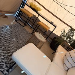 Bar Table / End Table With Plug And Two Bar Stools