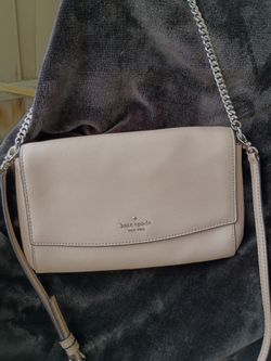 💥Kate Spade-Carson Beige Crossbody w/ Gold Chain💥