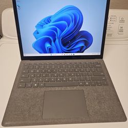Microsoft Surface Laptop 4 i5-1145G7 11th Generation 512 GB SSD 