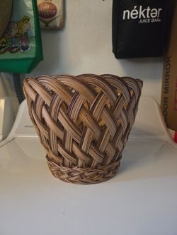 Wicker Plant Pot ( or pot holder)