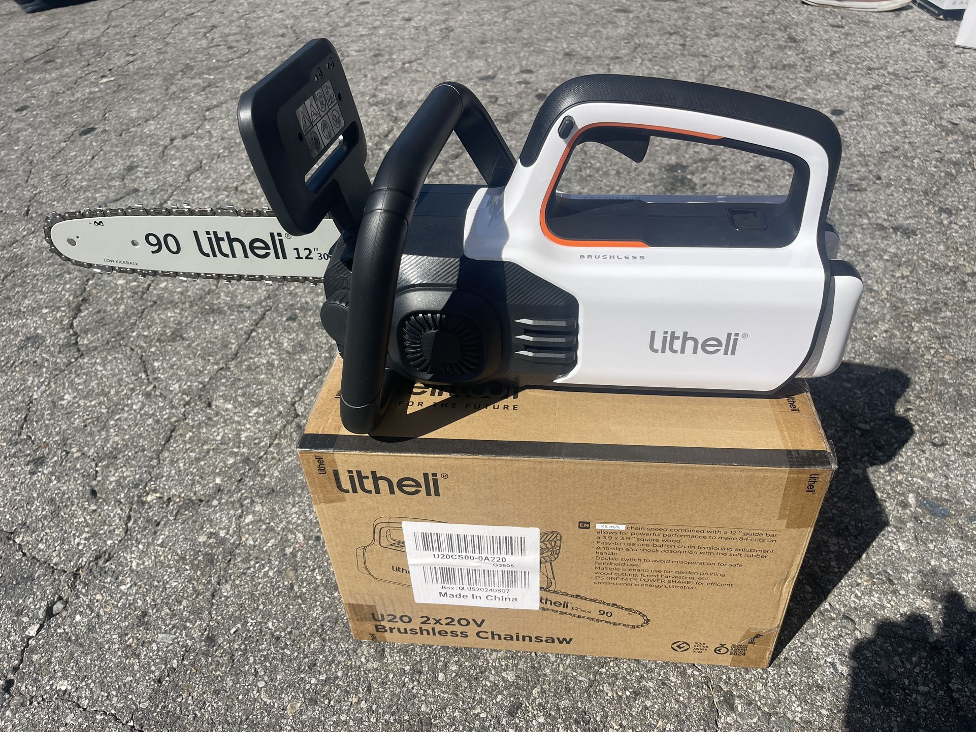 🔥🔥 Electric Brushless Chainsaw 