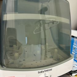 Baby Brezza Superfast Baby Bottle Sterilizer And Dryer - Sterilizes & Dries In 10 Minutes
