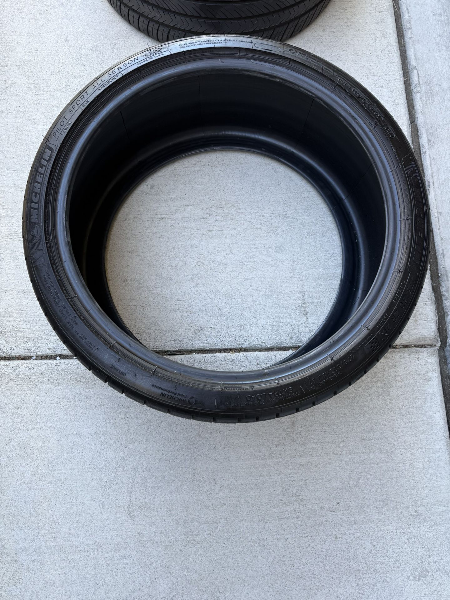 Michelin 275/30/20 $100