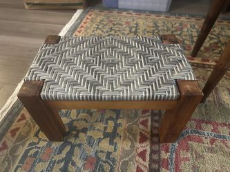 Small corner stool (9x9x16)
