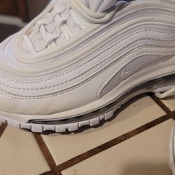 Big Boys Nike Airmax In Excellent Condition Size 3y