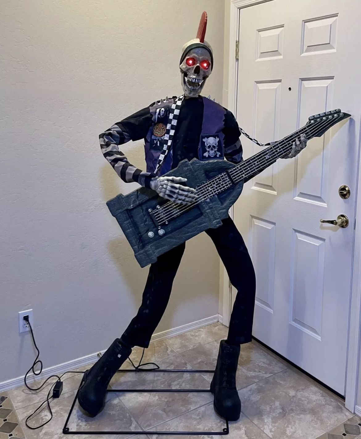 Skeleton Pop Rocker Skeleton Punk Rocker 6 ft Animatronic Guitar Rock N Roll Halloween Prop ...