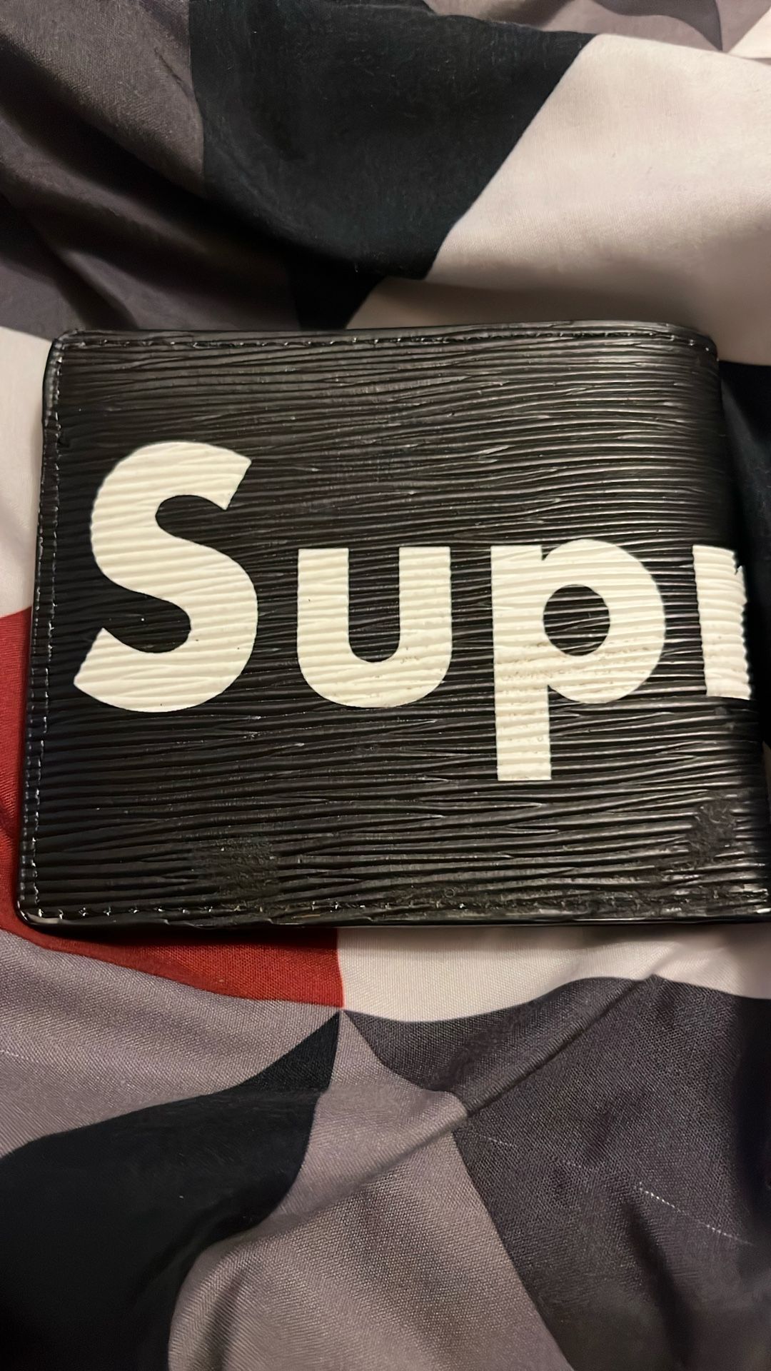 Supreme wallet