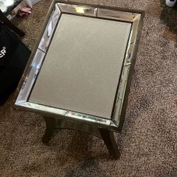 2 Twin End Table 