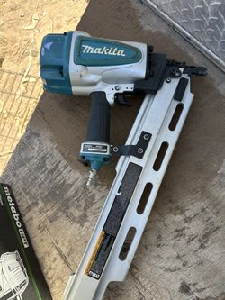 Makita Fraiming Nailer 21