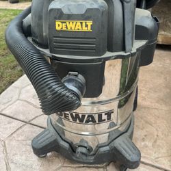 Dewalt Vacuum 