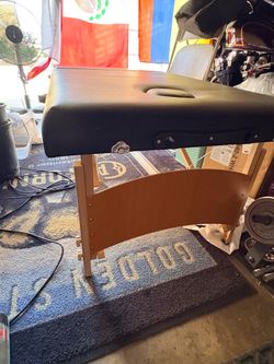 New Massage table for Sale