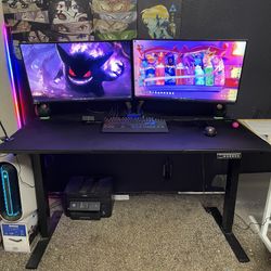 Aurora R12 Computer desktop setup