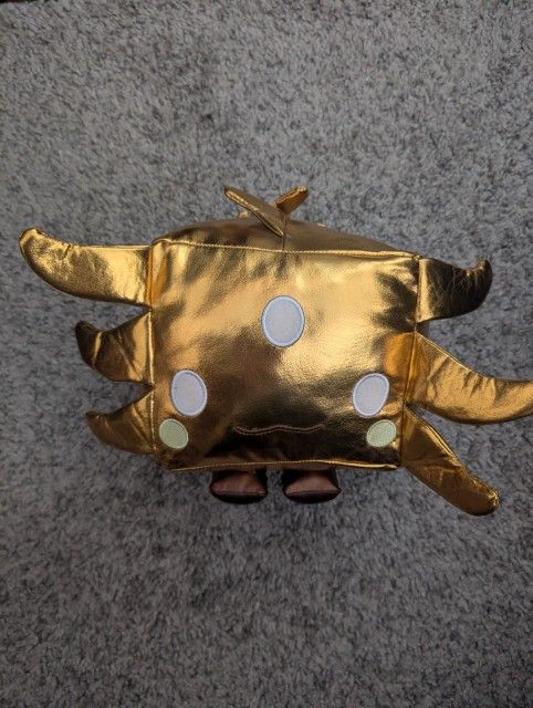 Pet Simulator Golden Plushie Pet