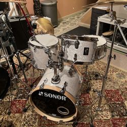 SONOR AQ2 Bop Drum Set - Excellent Condition 