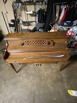 Kimball Artist Console Piano, 1976, Satin Oak.