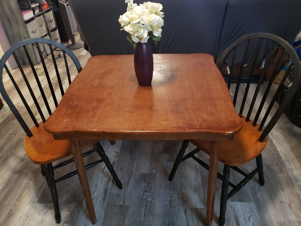 Small Cute Wooden Dining Room Set