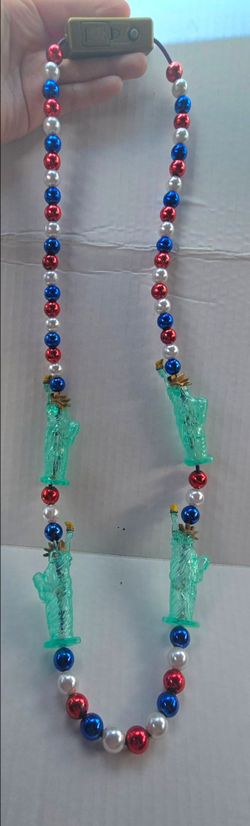 Patriotic Statue Of Liberty Necklace Light-up Twinkle Lights America 250th Fun